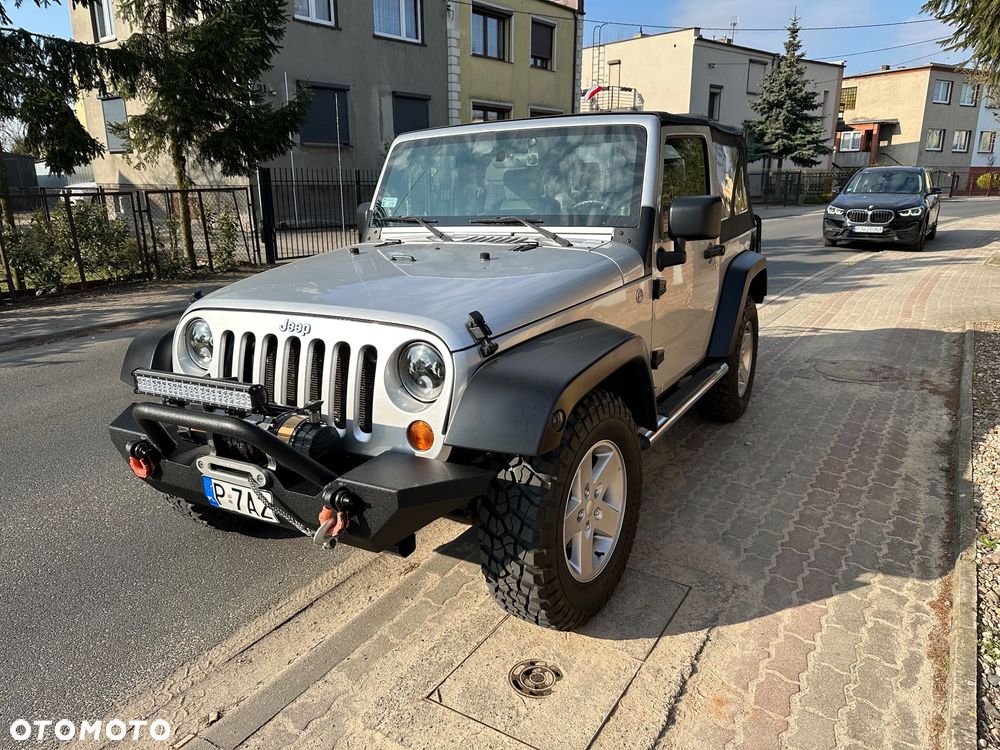 Jeep Wrangler - 5