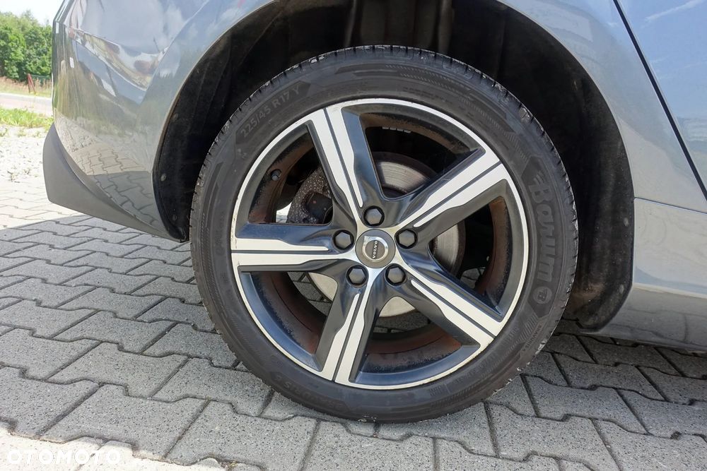Volvo V40 T3 Drive-E R-Design Kinetic - 9