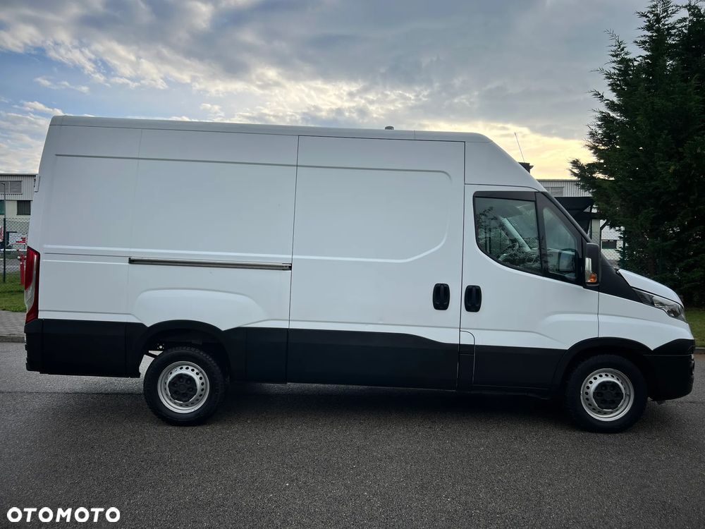 Iveco Daily 35S12 - 4