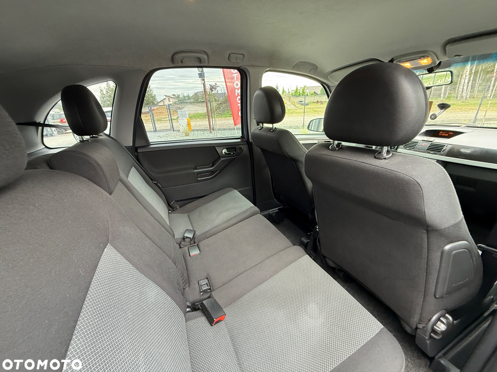 Opel Meriva 1.6 16V Cosmo - 10