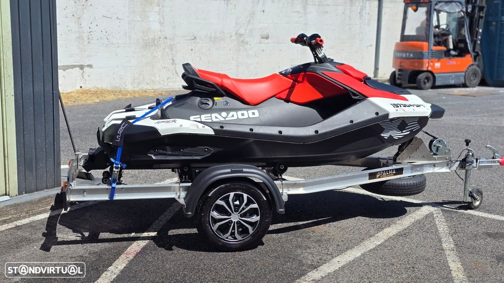 Sea-Doo Spark Trixx 2UP - 4