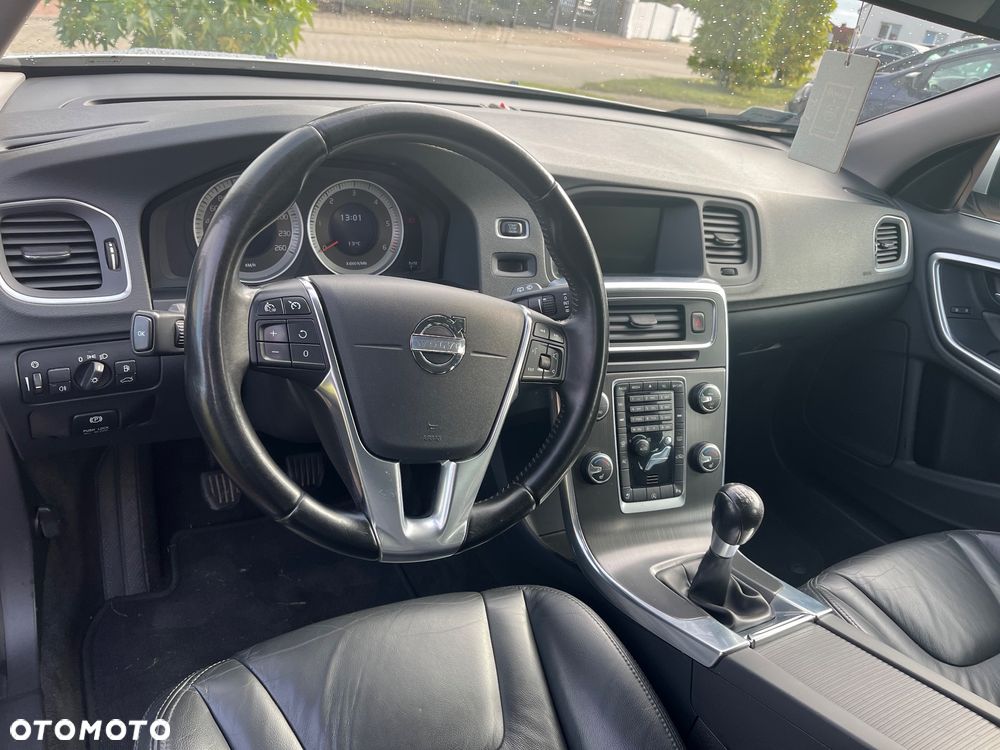 Volvo V60 - 10