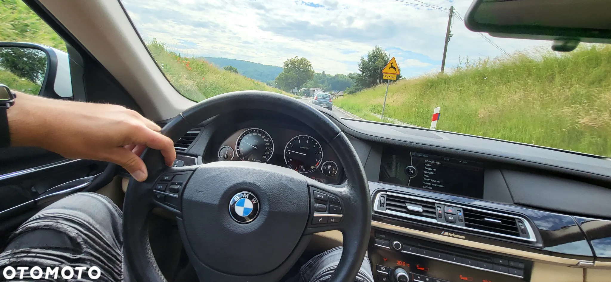 BMW Seria 7 740i - 6
