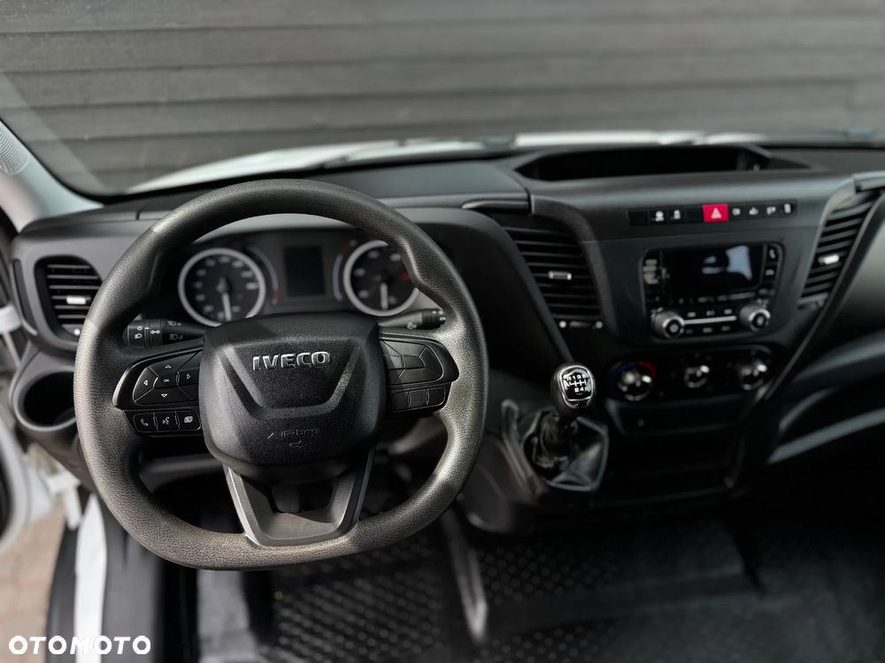 Iveco DAILY 35C16 C 16 - 33