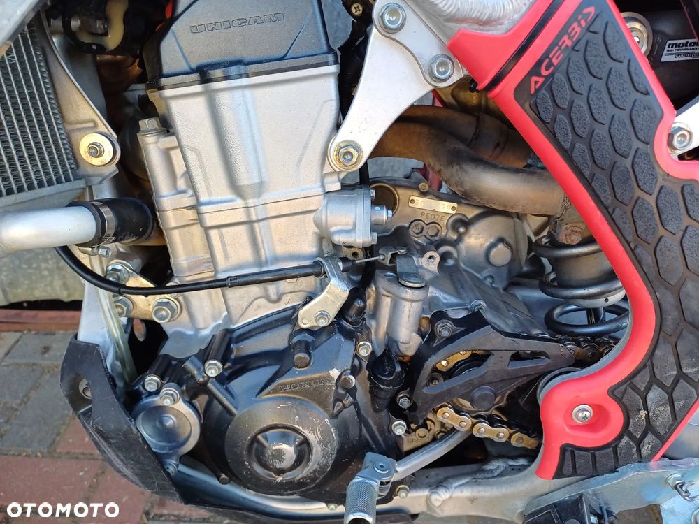 Honda CRF - 8