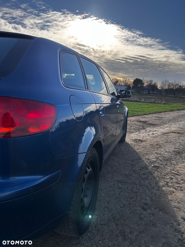 Audi A3 Sportback 1.6 FSI Ambiente - 11