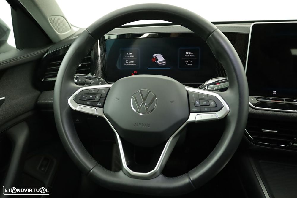 VW Passat Variant 1.5 TSI eHybrid DSG - 13