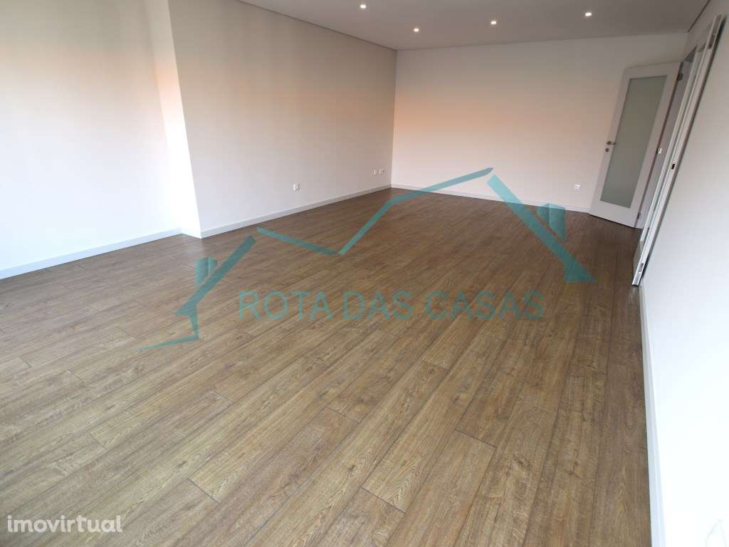 T2 Avenida da Boavista - NOVO - Grande imagem: 4/14