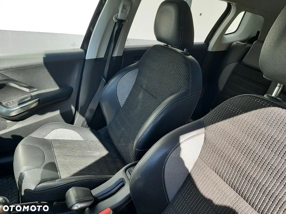 Toyota Verso - 21