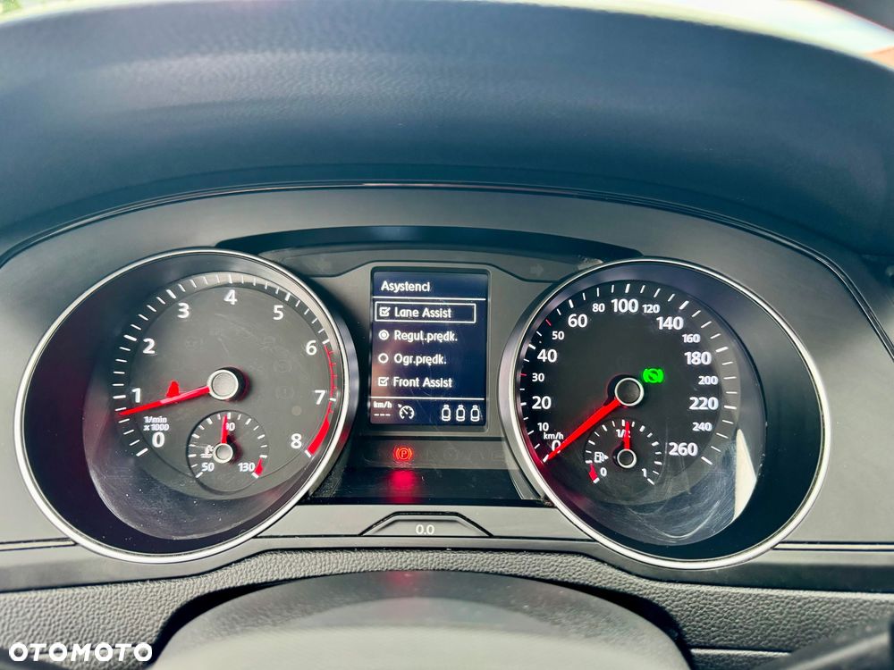 Volkswagen Passat 1.5 TSI EVO Business DSG - 31