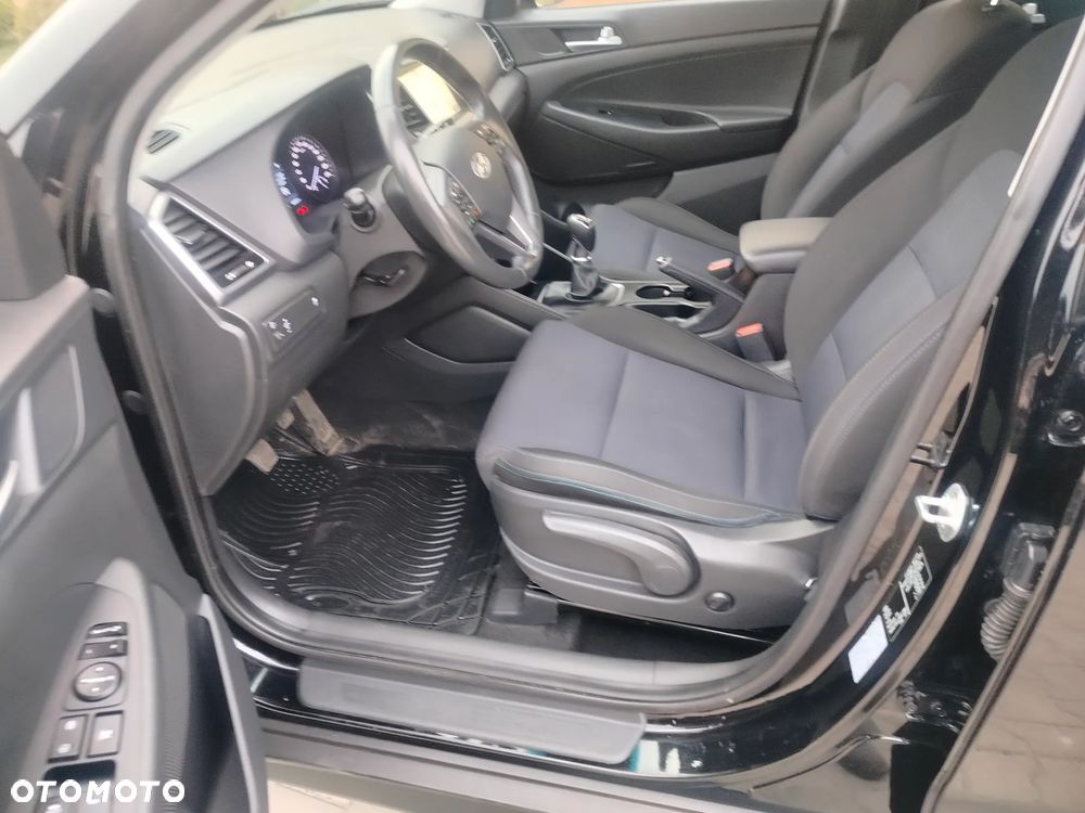 Hyundai Tucson 2.0 TDCi 2x4 Titanium - 22