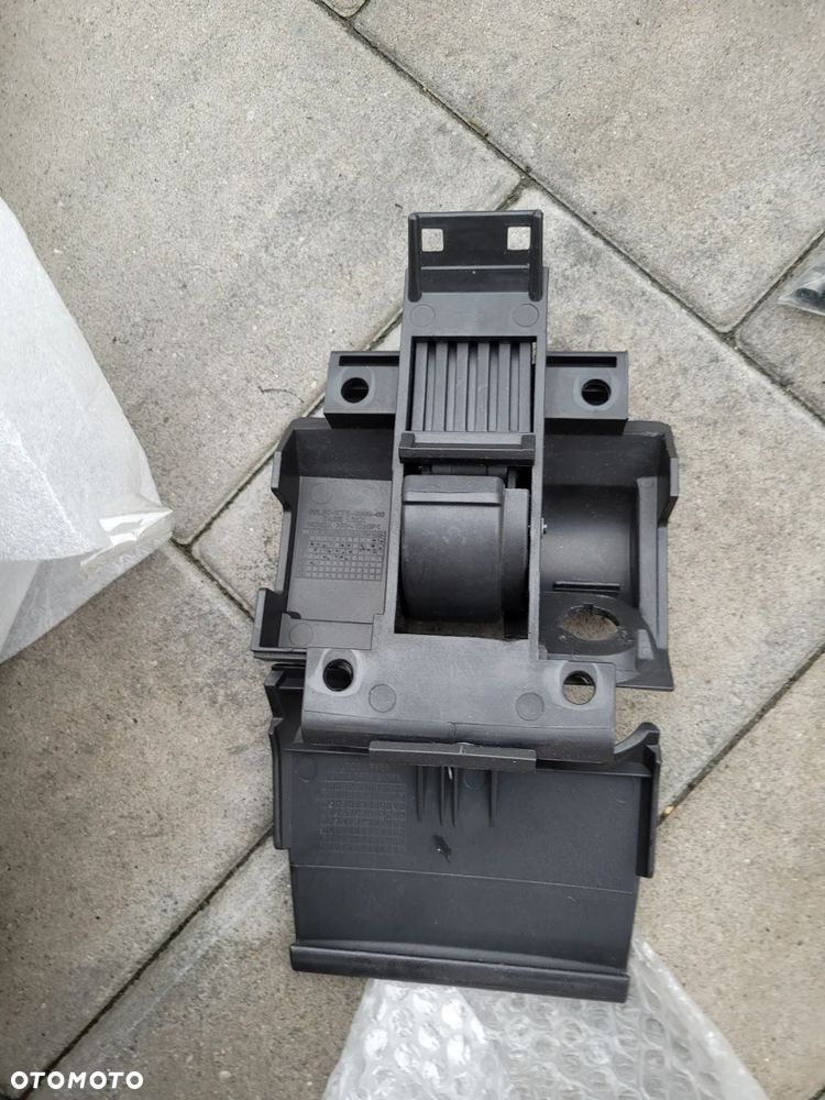 Kufer centralny Honda SH 125 300 - 3