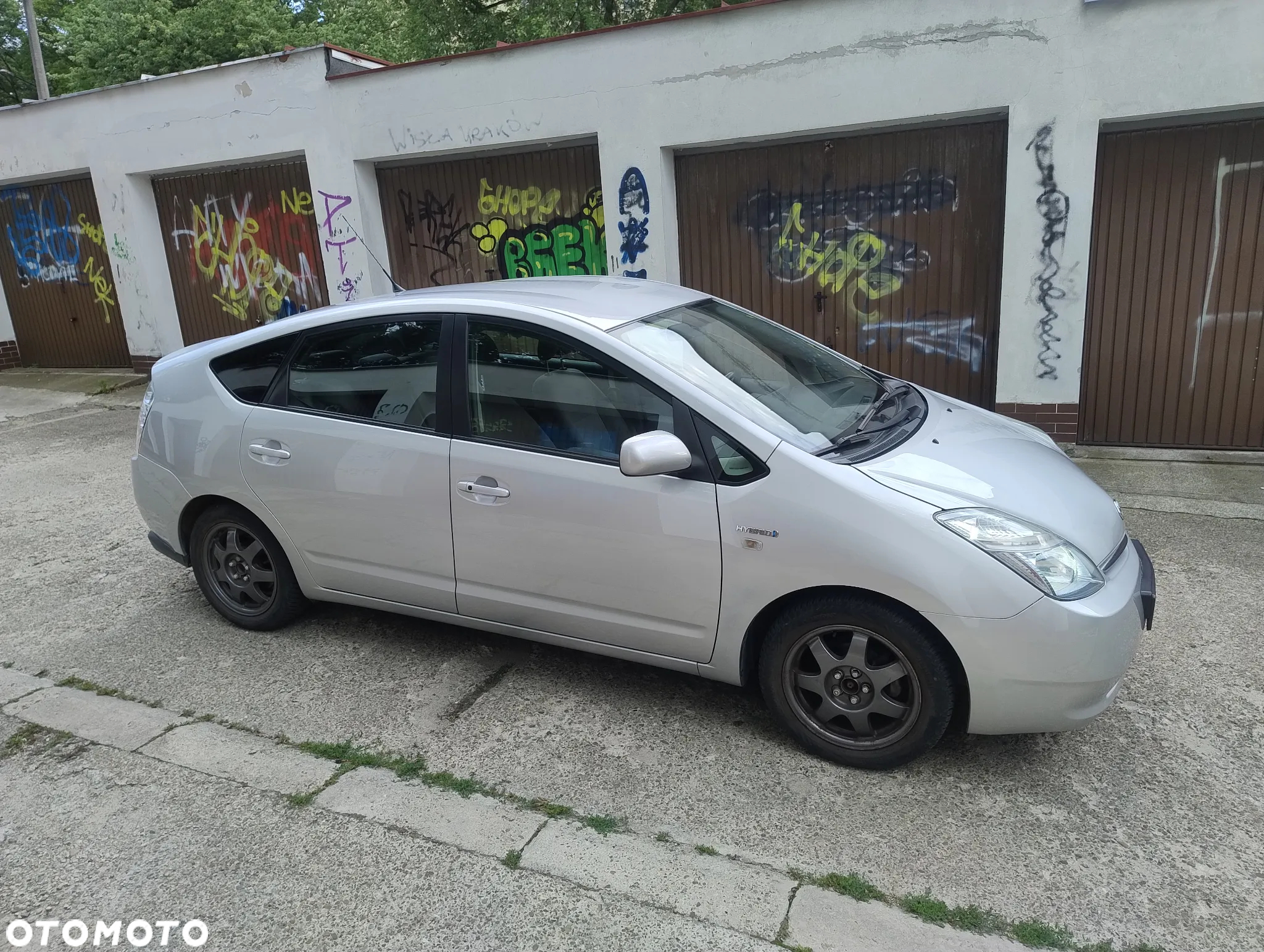 Toyota Prius (Hybrid) Sol - 6