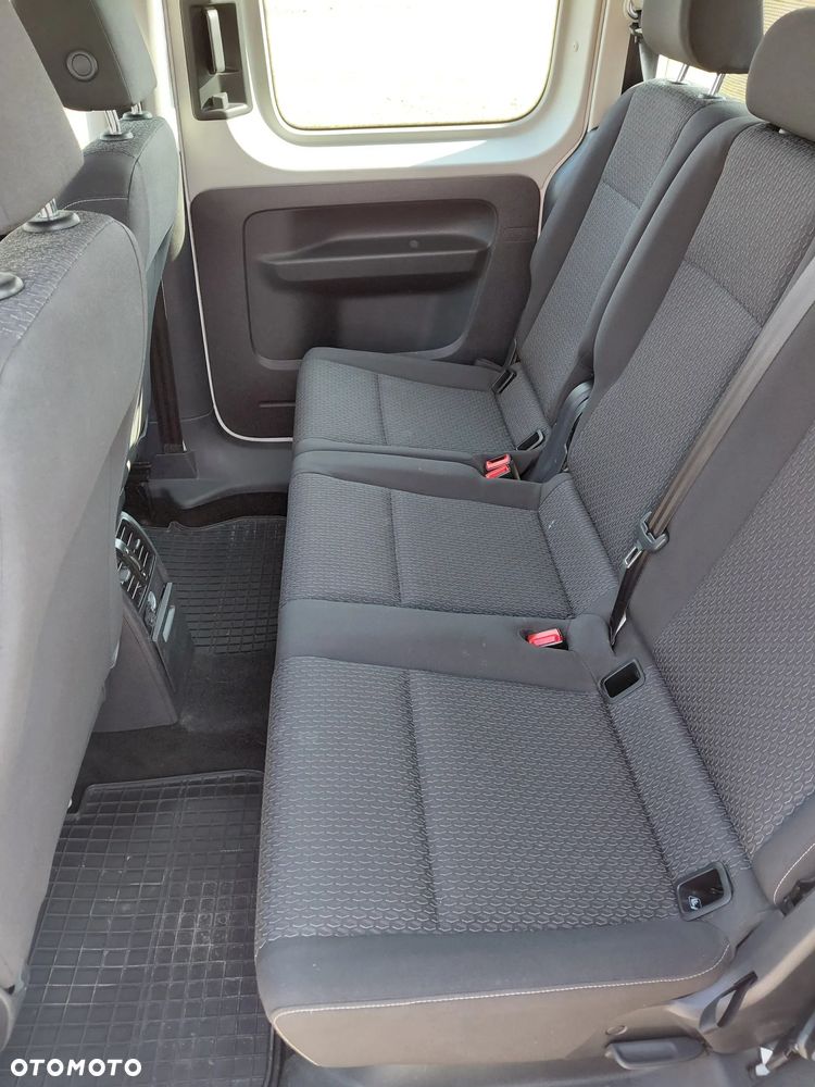 Volkswagen Caddy 2.0 TDI Highline - 11
