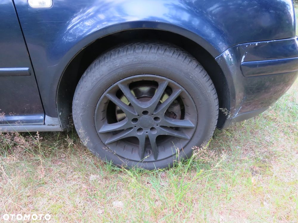 Volkswagen Golf - 12