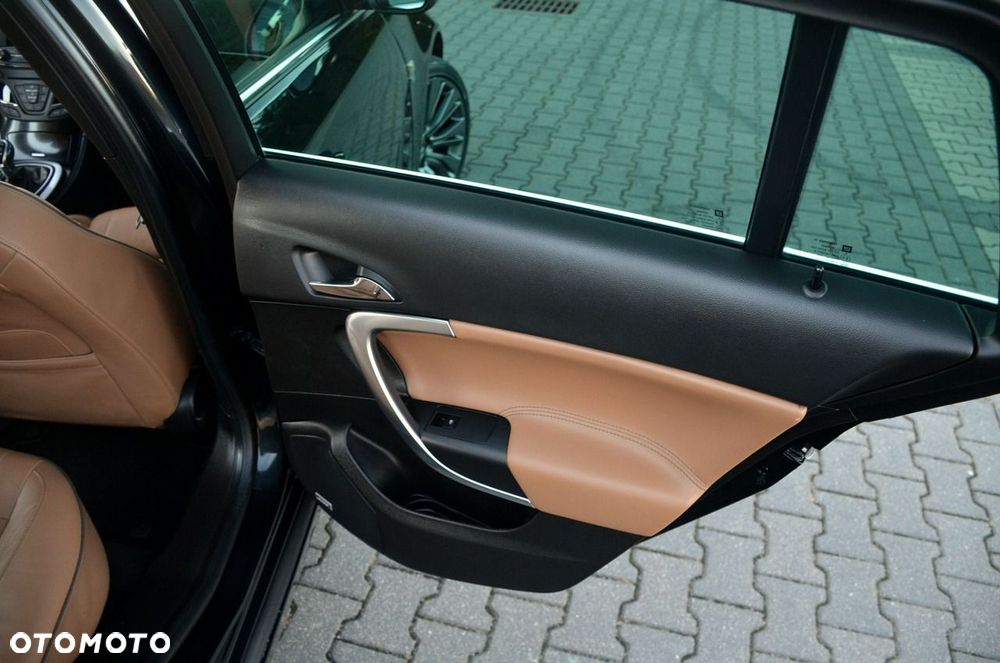 Opel Insignia - 19