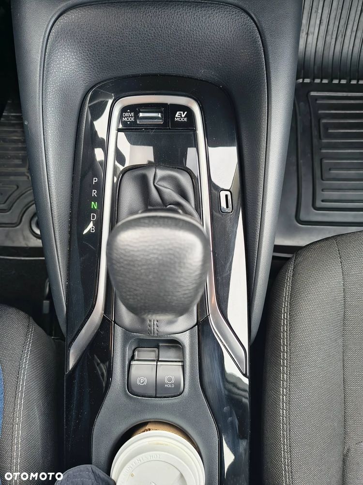 Toyota Corolla 1.8 Hybrid Comfort - 17