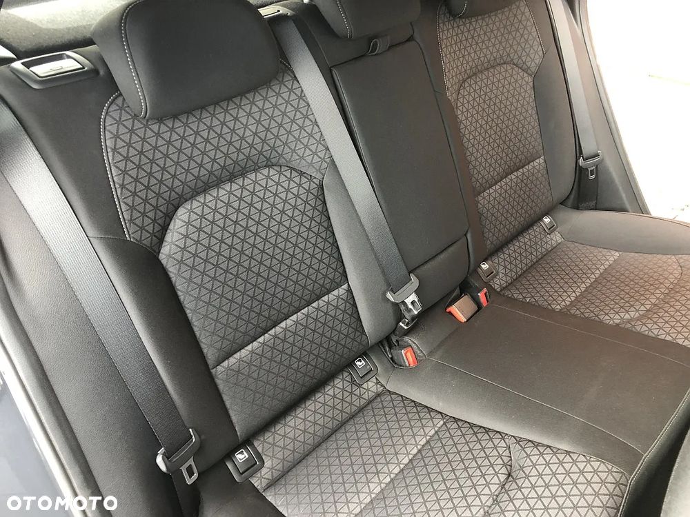 Kia Ceed - 30