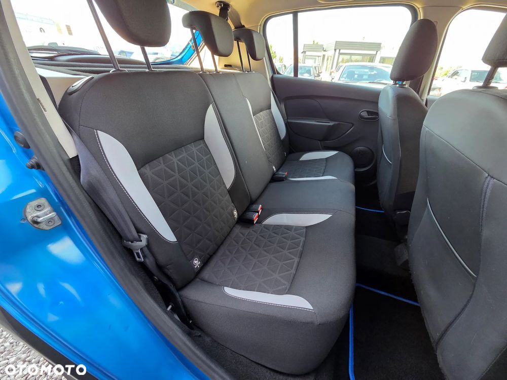 Dacia Sandero TCe 90 Celebration - 11