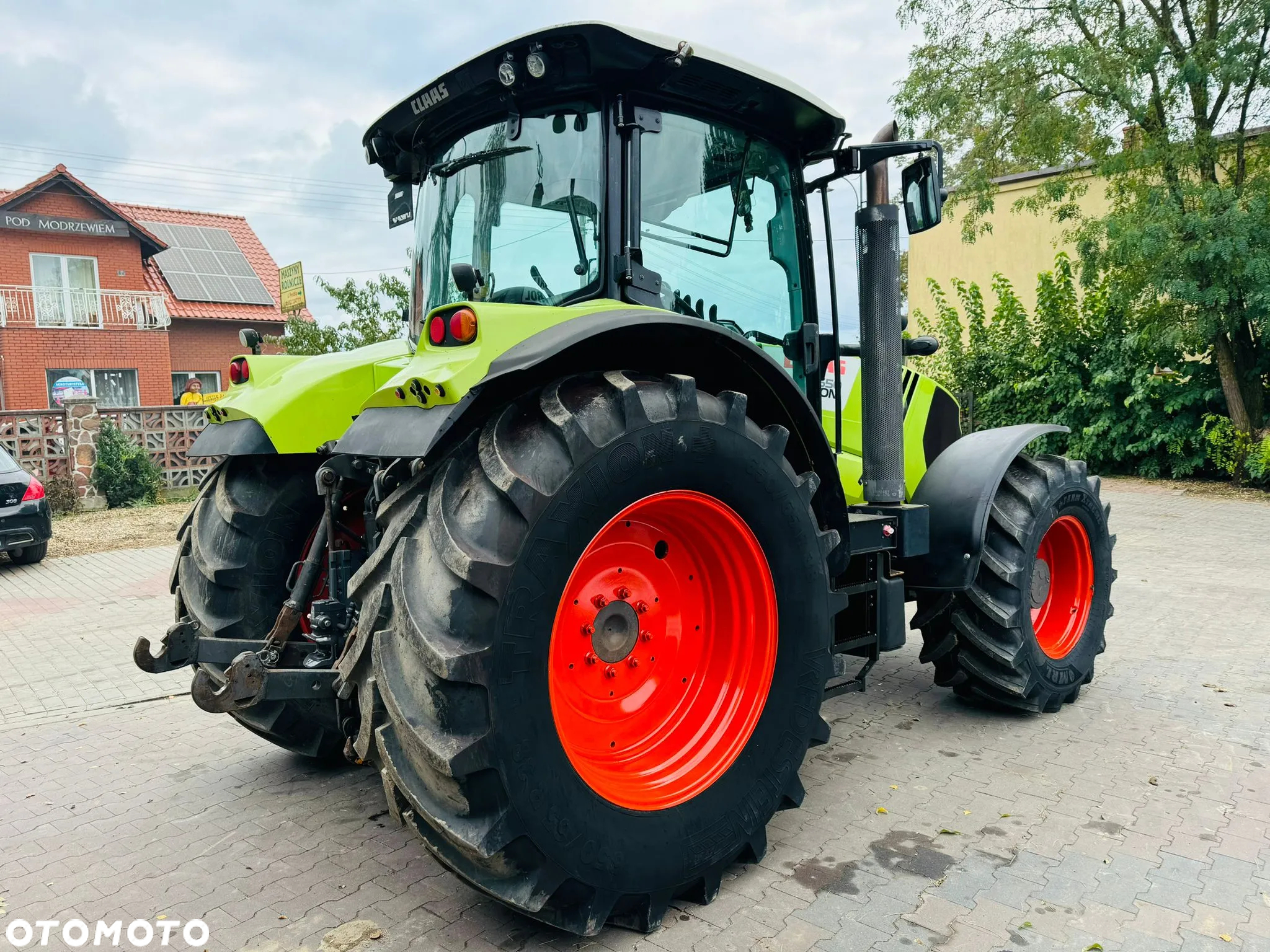 Claas Arion 650 - 10