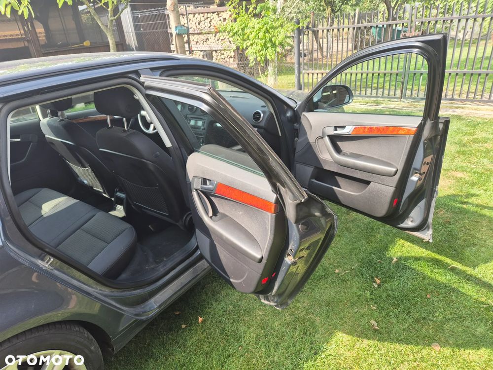 Audi A3 Sportback 2.0 TDI DPF Ambition - 5