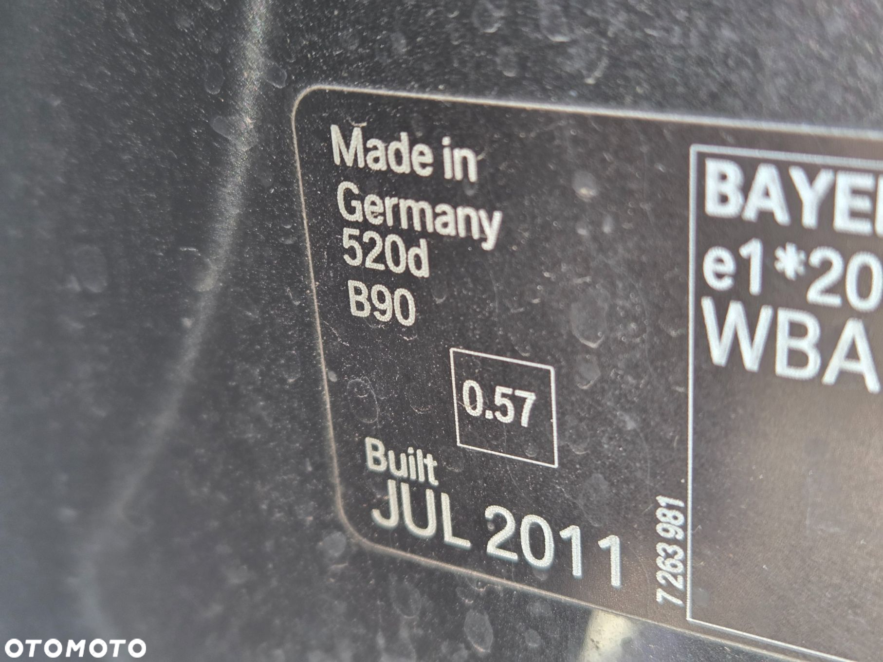 BŁOTNIK LEWY PRZEDNI BMW F10 B90 - 8