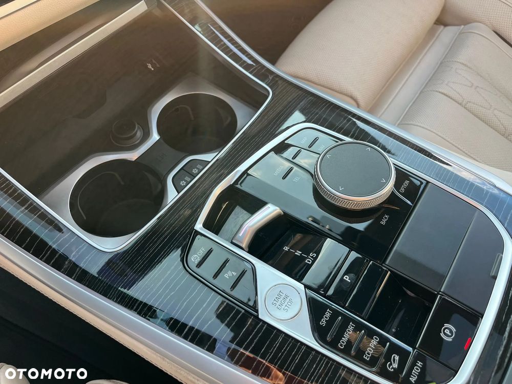 BMW X5 M M60i mHEV sport - 15