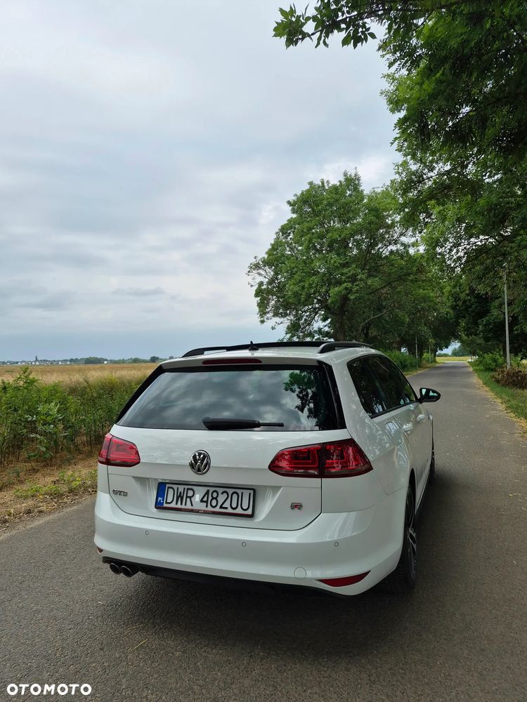 Volkswagen Golf 2.0 TDI BMT GTD DSG - 5