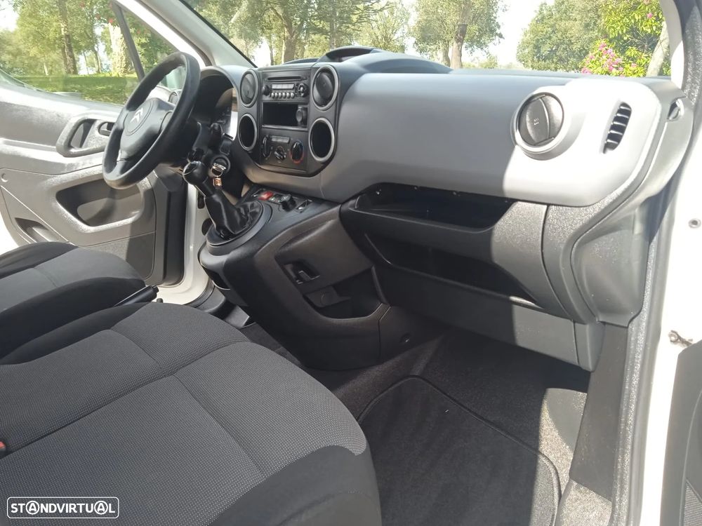 Citroën Berlingo XL (Longa) 1.6 Hdi 100cv 3 lugares 5 portas - 39