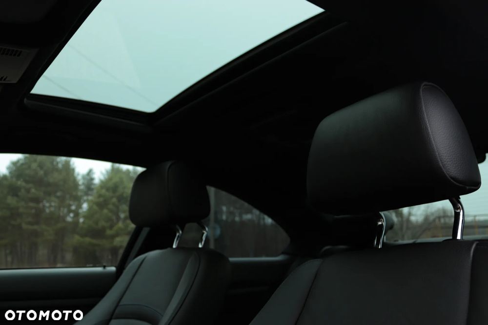 BMW Seria 3 335d - 13