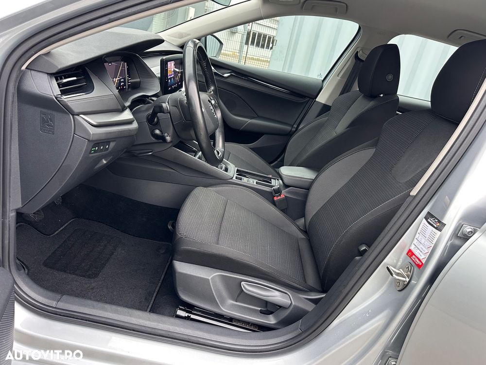 Skoda Octavia Combi Diesel 2.0 TDI Style - 13