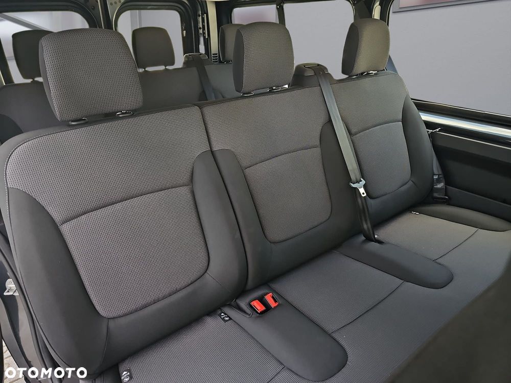 Renault Trafic - 13