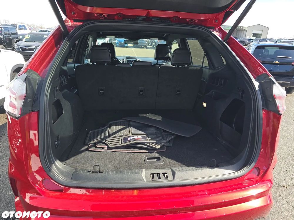 Ford Edge - 14