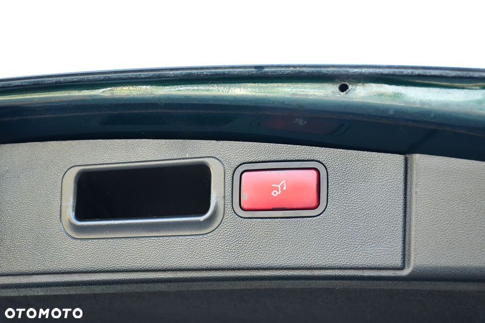 Mercedes-Benz ML 320 CDI 4Matic 7G-TRONIC DPF Edition 10 - 38