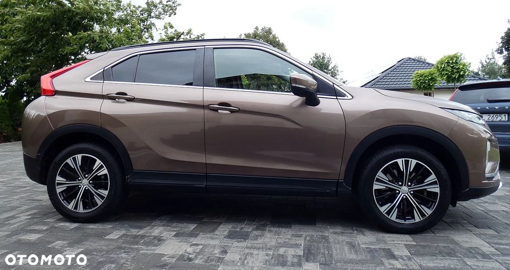 Mitsubishi Eclipse Cross 1.5 T Intense - 24