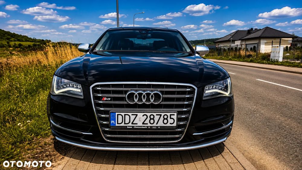 Audi S8 Plus 4.0 TFSI Quattro - 5