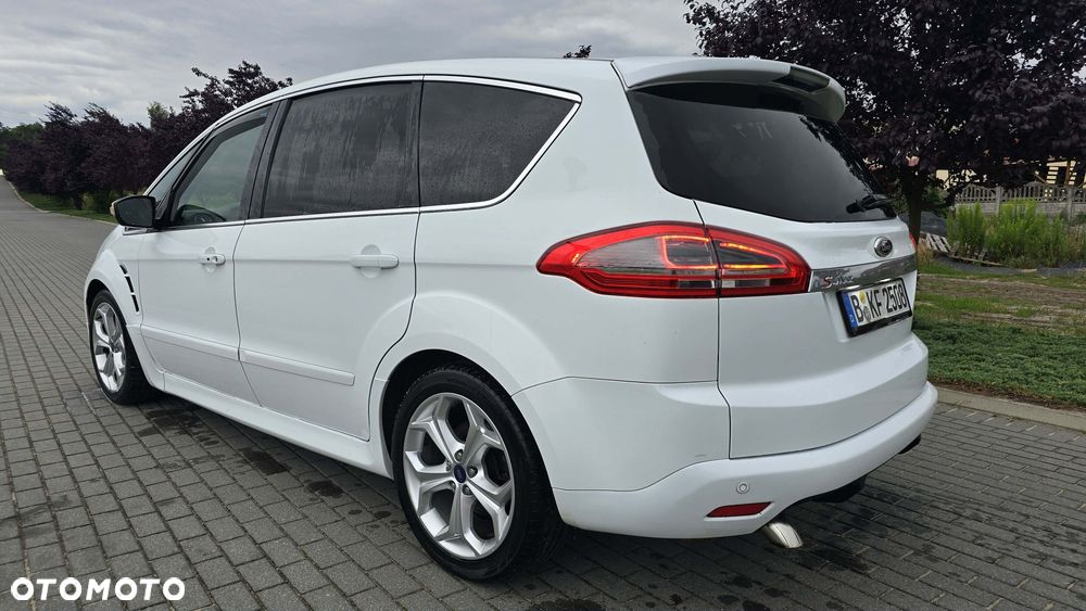Ford S-Max - 8