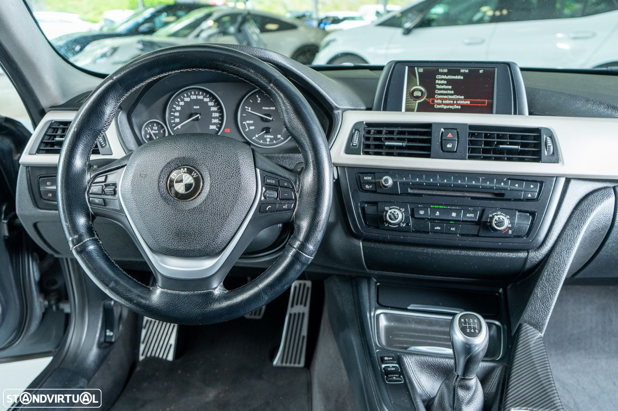 BMW 318 d Touring - 26