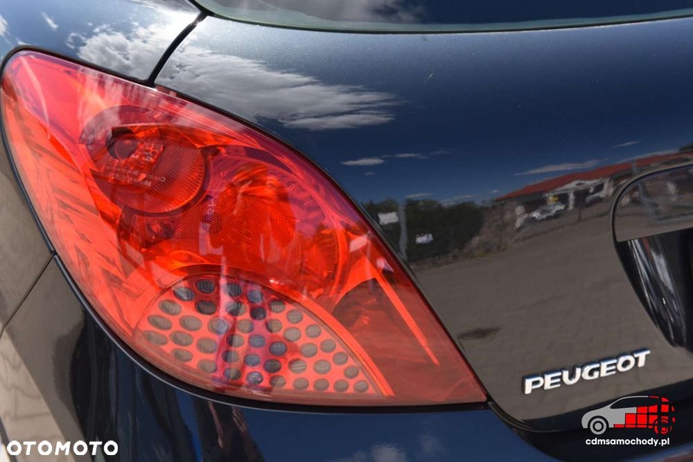 Peugeot 207 - 14