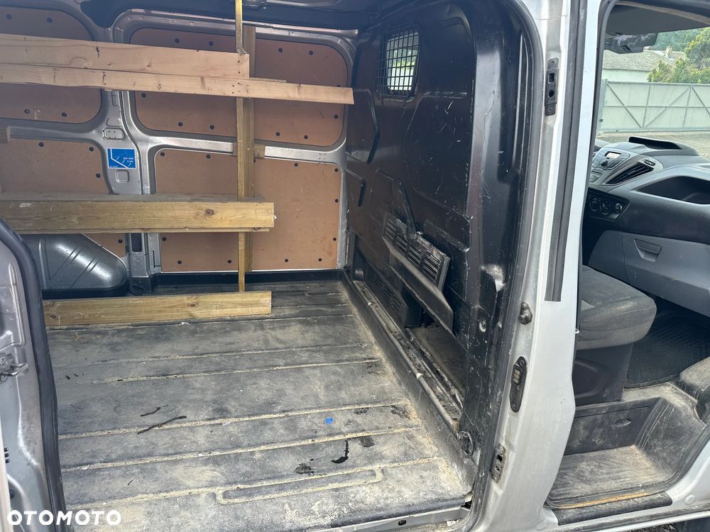 Ford Transit Custom - 14
