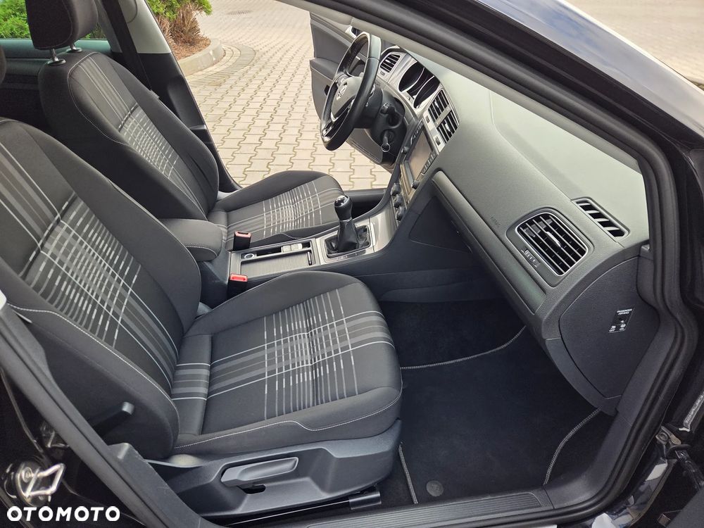 Volkswagen Golf 1.6 TDI BlueMotion Technology Lounge - 13