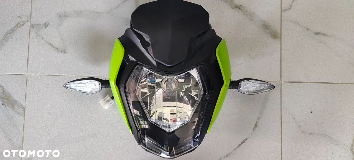 BENELLI BN 125 Lampa Czasza Licznik Komplet - 1