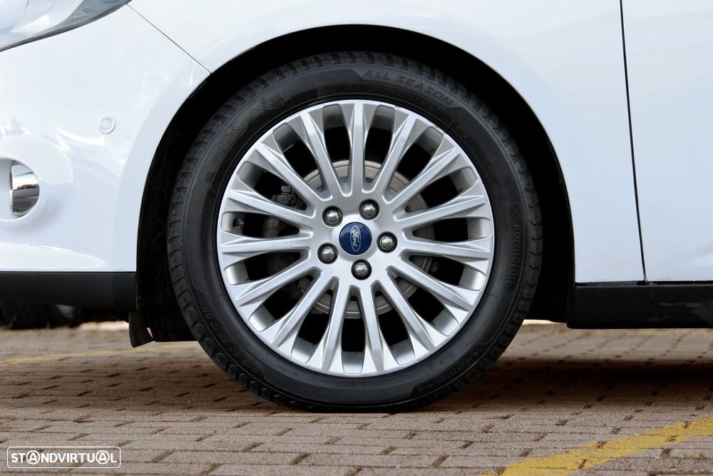 Ford Focus SW 1.0 SCTi Titanium Best - 26