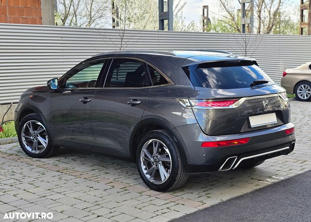 DS Automobiles DS 7 Crossback - 11