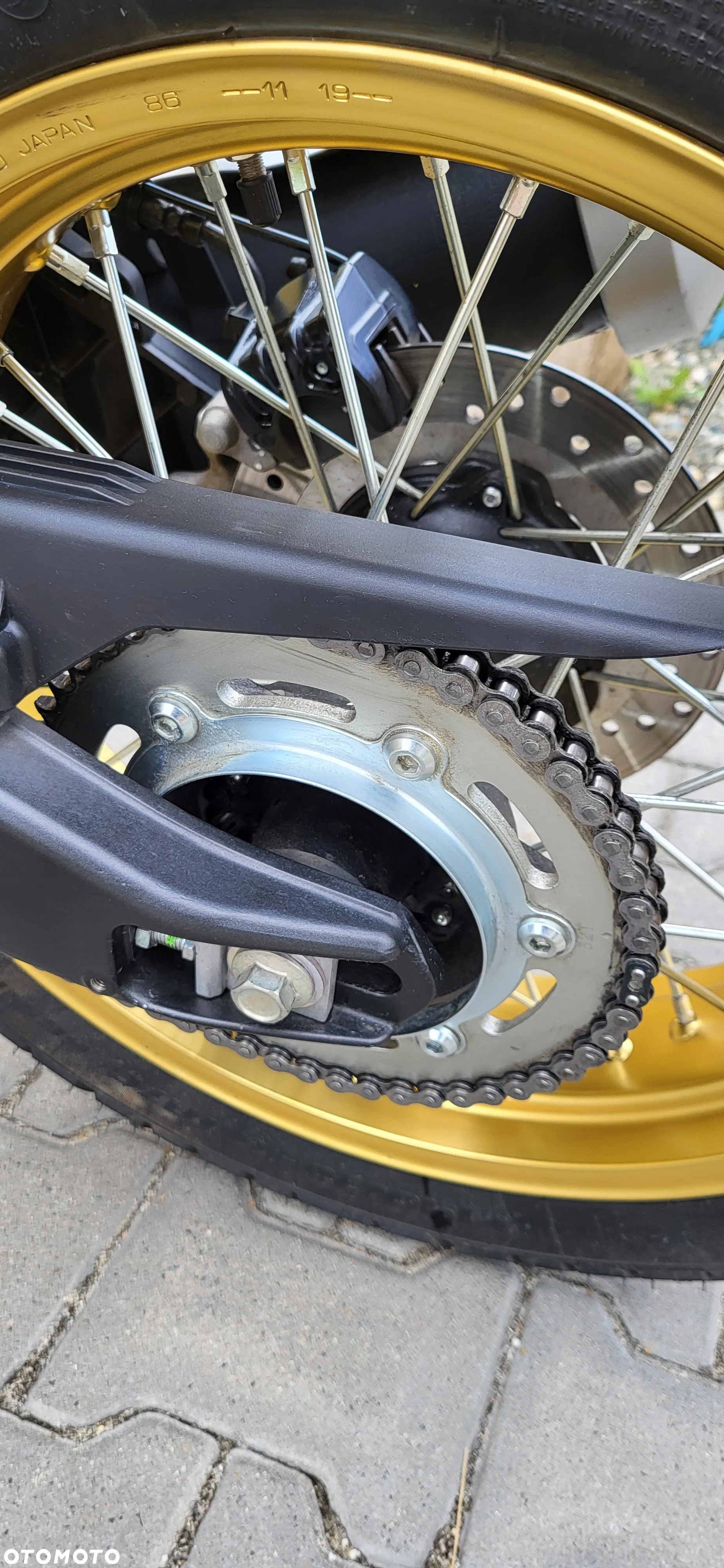 Yamaha XSR - 9