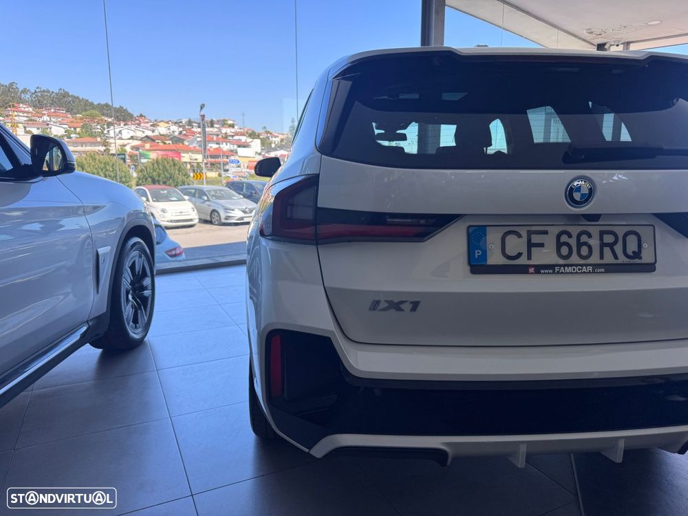 BMW iX1 xDrive30 M Sport Pack - 6