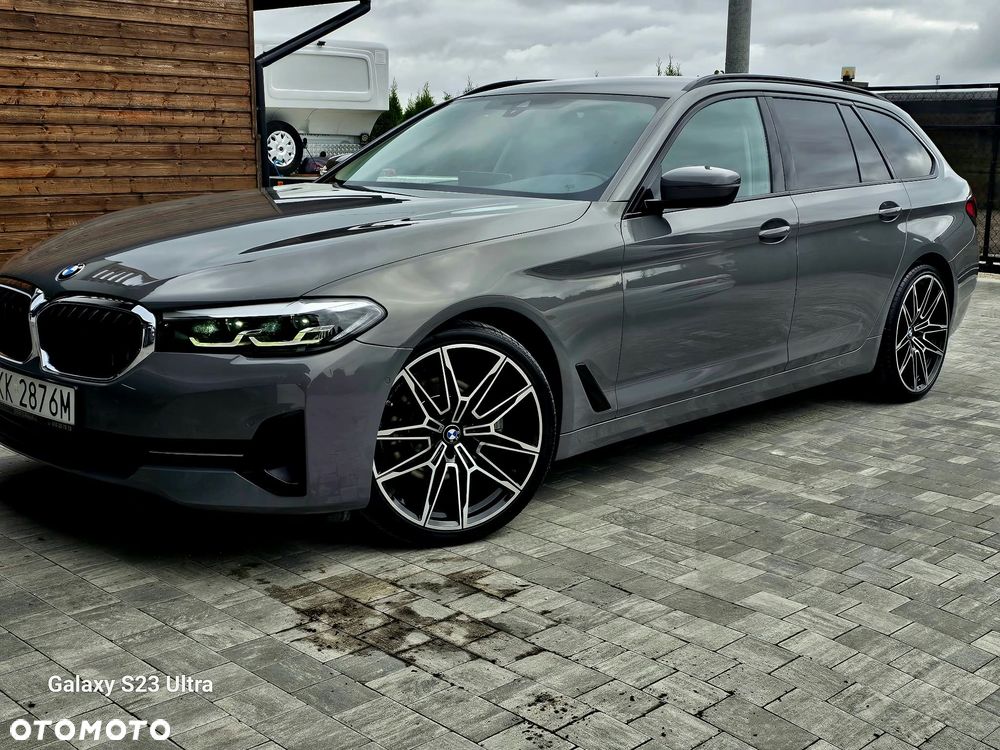 BMW Seria 5 2021 photo 4