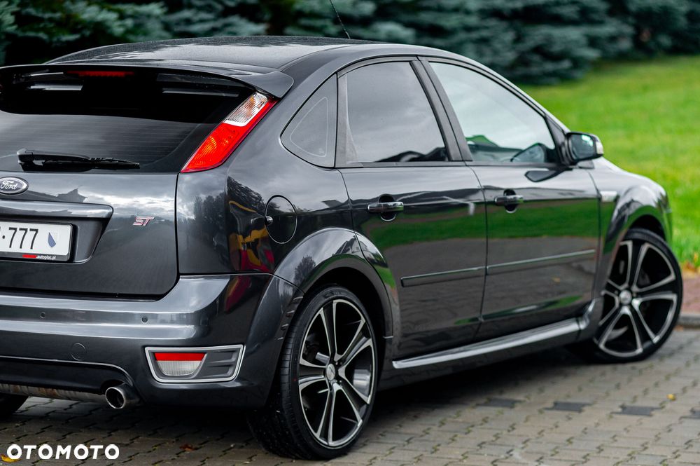 Ford Focus - 12
