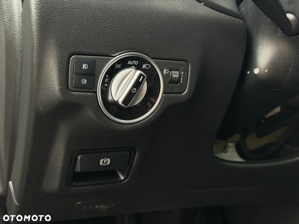 Infiniti Q30 2.2d Sport AWD 7DCT - 38