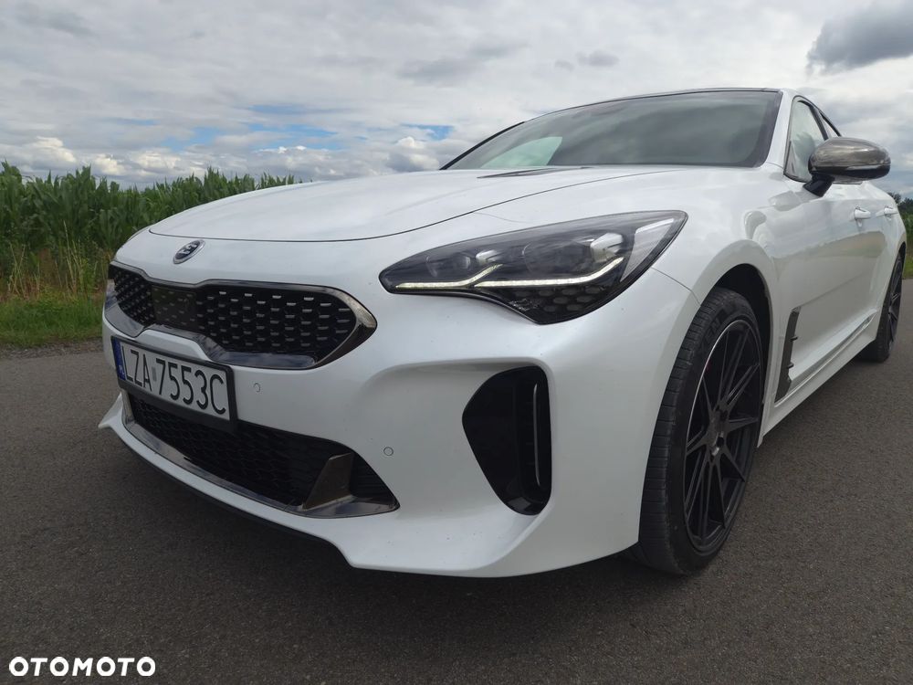 Kia Stinger 3.3 T-GDI AWD GT - 1